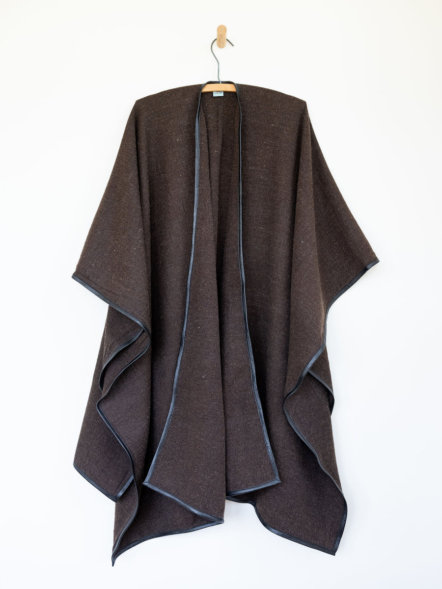 Outlet Fairytale Trees Poncho Charcoal